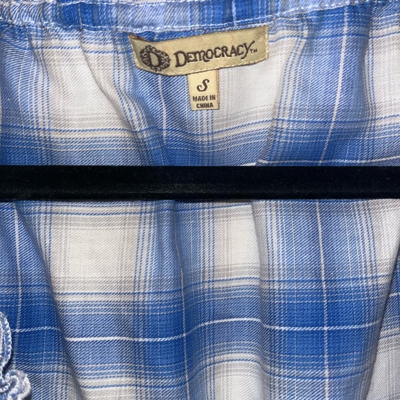 Democracy top - Picture 2 of 5